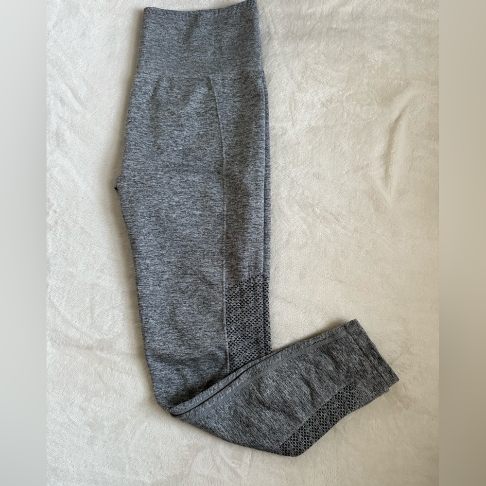 Grey fabletics leggings